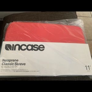 Incase 11inch brand new pink sleeve cover